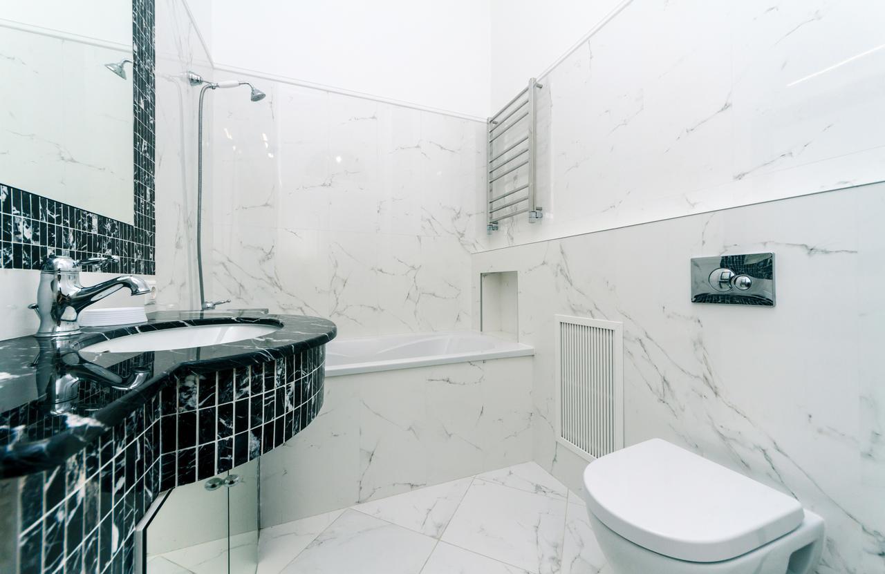 Vip Apartment Near Kreschatyk, 31А Pushkinska Street Kijów Zewnętrze zdjęcie