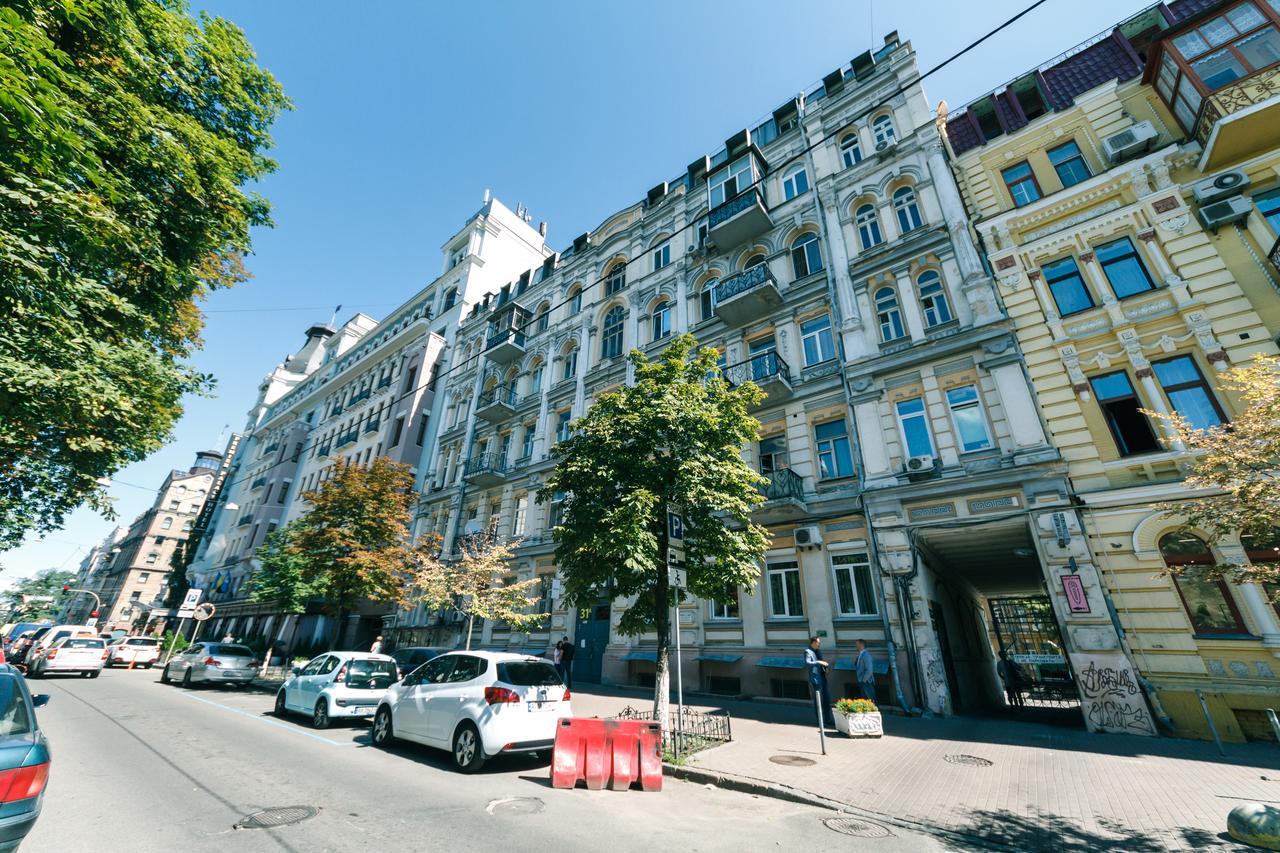 Vip Apartment Near Kreschatyk, 31А Pushkinska Street Kijów Zewnętrze zdjęcie