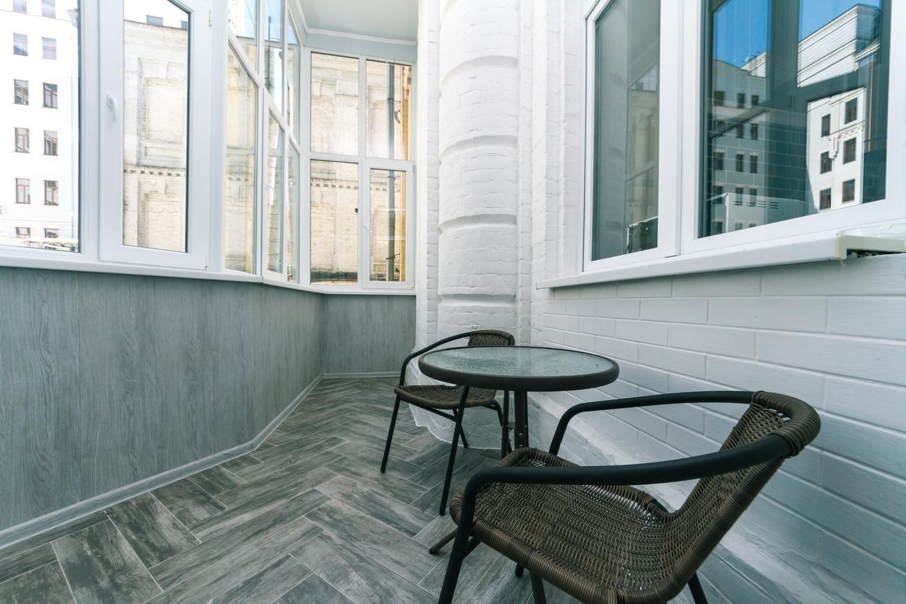 Vip Apartment Near Kreschatyk, 31А Pushkinska Street Kijów Zewnętrze zdjęcie